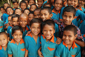 Gaaro Kids in School